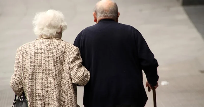 O ülkede emeklilik yaşı yükseldi, maaşlar artıyor Sözcü Gazetesi