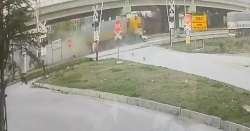 Tır otomobile çarptı: 1 ölü