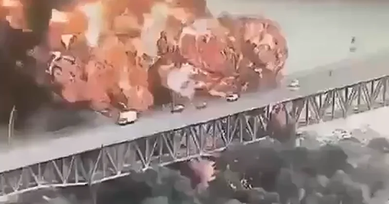 Panama da kritik köprüde dev patlama: 1 kişi öldü Sözcü Gazetesi