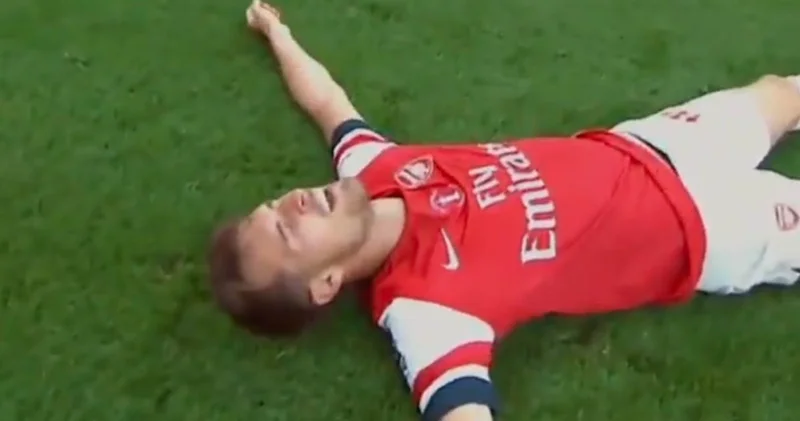 Avrupa nın devlerinde oynayıp 35 yaşında veda etti