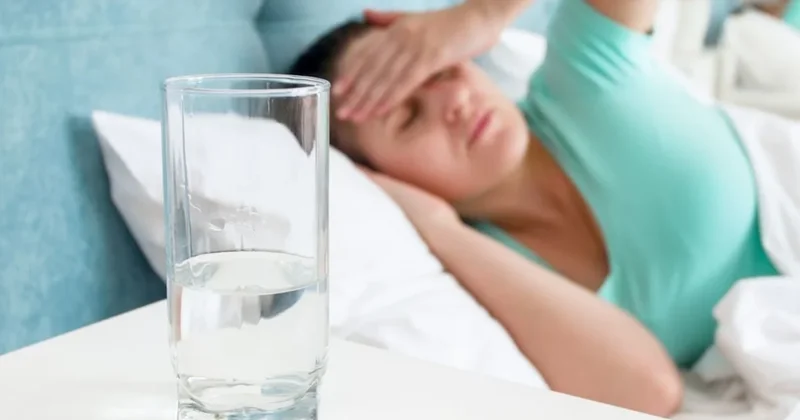 Uyumadan önce yatağının başucuna su koyanlara uyarı yapıldı Sözcü Gazetesi