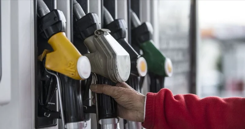 BENZİNE ZAM MI GELDİ? Benzine ve motorine zam var mı? 7 Nisan İstanbul, Ankara, İzmir güncel benzin, LPG, motorin fiyatı