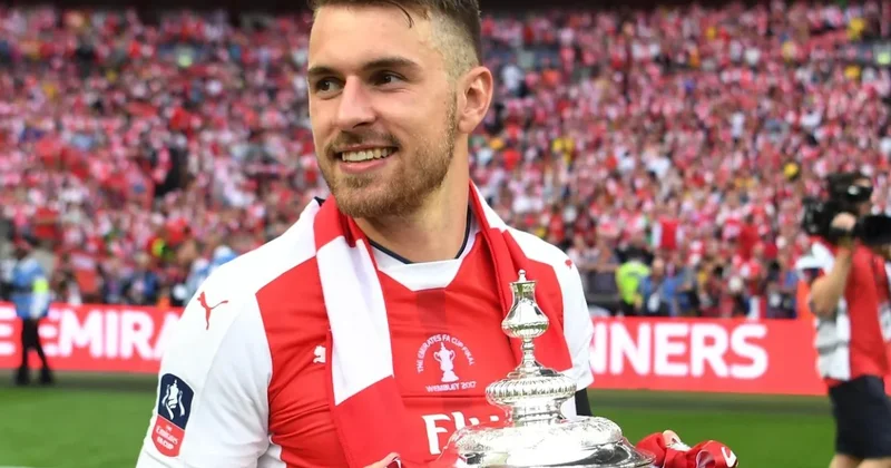 Lanetli adam Ramsey futbolu bıraktı Sözcü Gazetesi