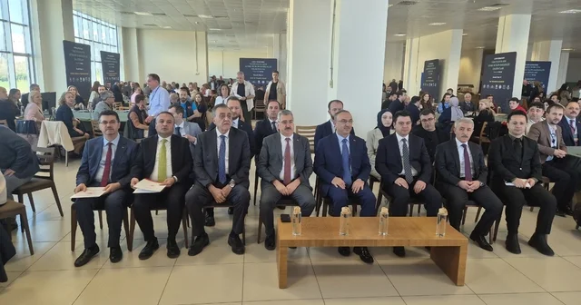 Ergene için umut: Dev arıtma hamlesi masada Atıkta yeni dönem: Çamurdan yakıt üretilecek Tekirdağ da sıfır atık çalıştayı Restoranlarda ciddi gıda israfı var Tekirdağ Haberleri