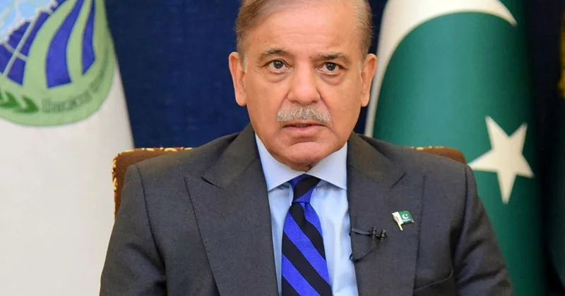 Pakistan Başbakanı Şerif: Trump tan İran a verdiği süreyi iki hafta uzatmasını rica ediyorum.