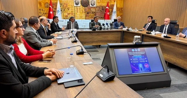 Erzincan dan Türkiye ye örnek olacak gençlik projesi Erzincan dan Türkiye ye yeni model: Gençler için dijital dünya sempozyumu Erzincan Haberleri