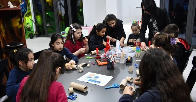 Minikler bilim ve çevre temalı atölyelerde eğlenirken öğrenecek Balıkesir Haberleri