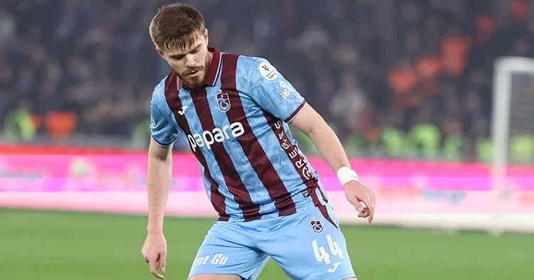 Trabzonspor da Arseniy Batagov ameliyat oldu!