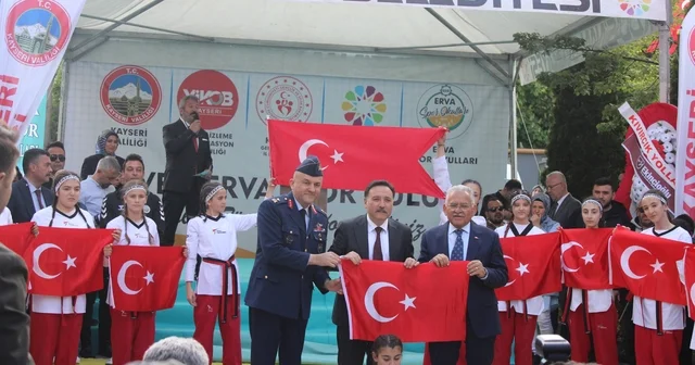ERVA Spor Okulları nın 68. si Güven ERVA Spor Kulübü Açıldı Vali Gökmen Çiçek: Dünya Spor Başkenti olmuş bir şehirde her alanda örnekliğe devam edeceğiz Kayseri Haberleri