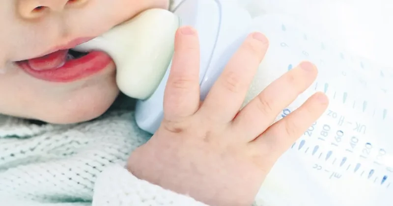Toksin çıkan bebek maması toplatılıyor