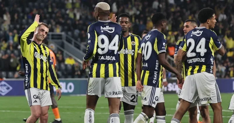 Fenerbahçe nin Süper Lig şampiyonluğu için iki ihtimal Futbol Haberleri