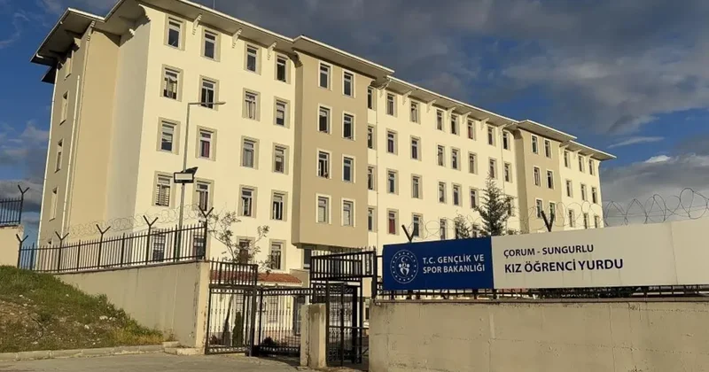 Çorum da yurtta yemek yedikten sonra rahatsızlanarak hastaneye başvuran öğrenci sayısı 77 ye yükseldi