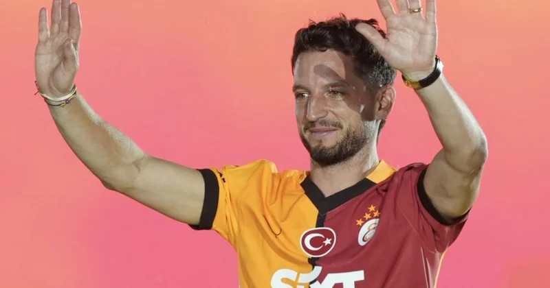 Dries Mertens yuvaya döndü