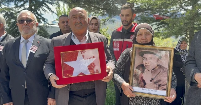 61 yıllık mezar taşı, şehidiyle birlikte Tokat a geldi Tokat Haberleri