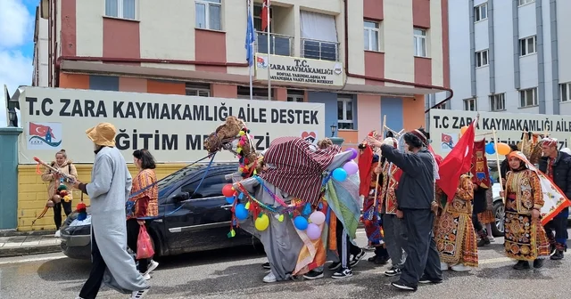 Sivas ta geleneksel saya gezmesi renkli görüntülere sahne oldu Sivas Haberleri