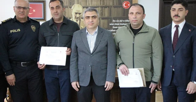 Amasya da hayat kurtaran polisler: Heimlich manevrasını hiç tereddüt etmeden uyguladık Amasya Haberleri