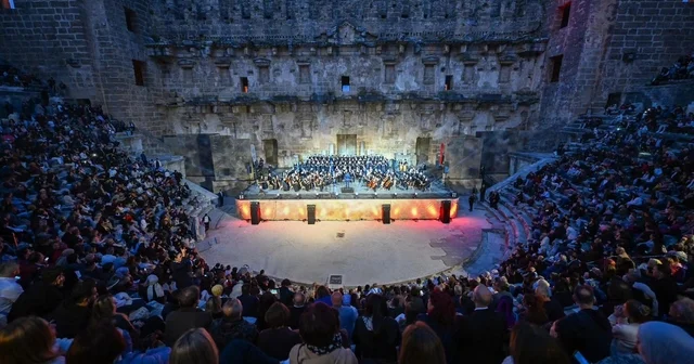 Antalya da Kökten Geleceğe Maarif Yolcuları temalı konser düzenlendi Antalya Haberleri