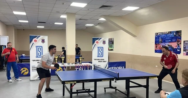 Bursa da ceza infaz personeli için spor ve zekâ dolu turnuvalar Bursa Haberleri