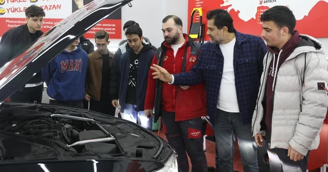 Gençlere meslek kapısı: Samsun da Oto Ekspertiz Kursu başladı Samsun Haberleri