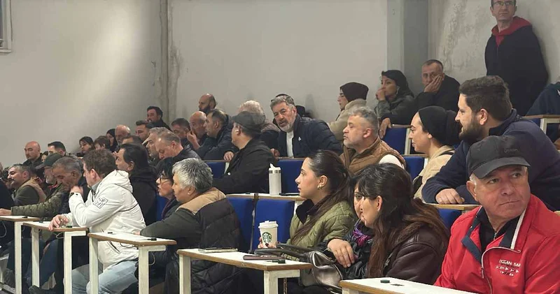 Yalova’da çiçek mezadında Anneler Günü hareketliliği: Çiçekler birbirleriyle yarıştı