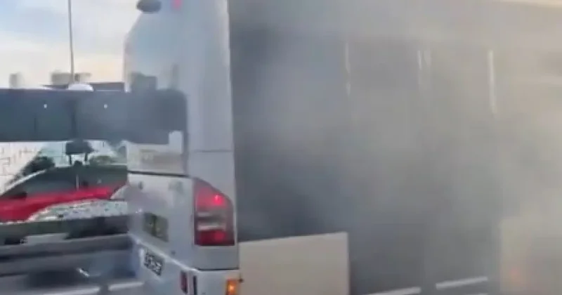 Şişli de metrobüste yangın: Ekipler müdahale etti!
