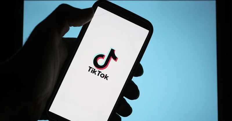 TikTok algoritması Cumhuriyetçi içerikleri öne çıkardı