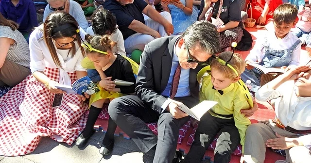 Çeşme de 3. Kitap Takas Şenliği İzmir Haberleri