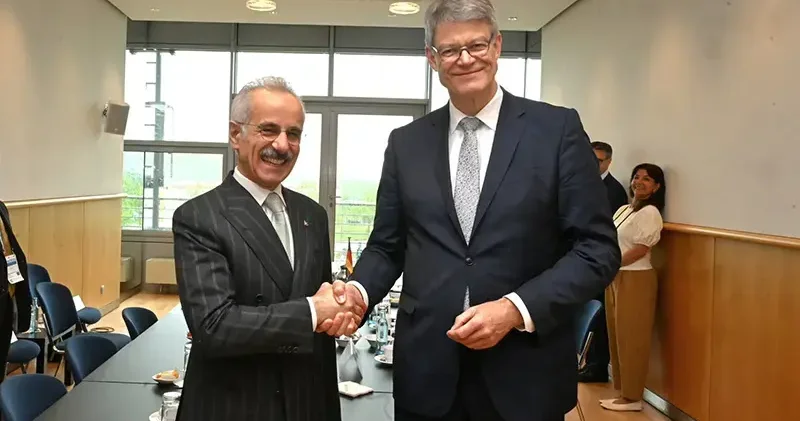 Bakan Uraloğlu, Alman mevkidaşı Schnieder ile bir araya geldi