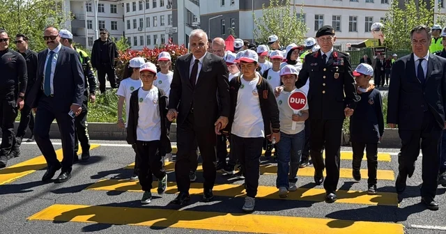 Diyarbakır da Trafik Haftası çeşitli etkinliklerle kutlandı Diyarbakır Haberleri