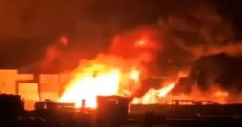 İran’da peş peşe patlama sesleri! Hürmüz Boğazı’nda alarm