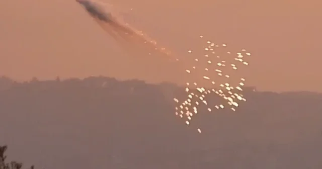 İsrail Lübnan a saldırdı: İşgalciler yine fosfor bombası kullandı VİDEO İZLE