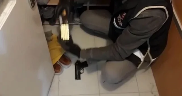 Kayseri’de silah ticareti yapan 2 şahıs yakalandı VİDEO İZLE