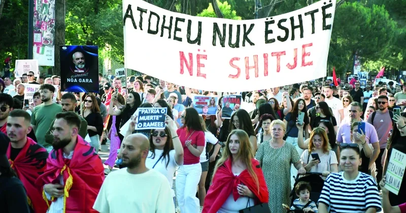 Arnavutlar Epstein ilhamlı projeyi istemiyor Dünya Haberleri