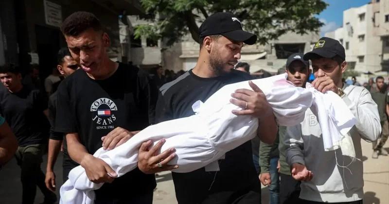 İsrail ateşi 15 yaşındaki balıkçıyı hedef aldı