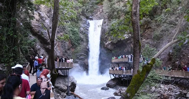 Osmaniye nin saklı cenneti Karaçay Şelalesi, Akdeniz in yeni gözdesi oluyor Osmaniye Haberleri