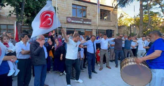 Belediye başkanlığına AK Parti nin adayı Özer in seçildiği Mustafapaşa da kutlama programı düzenlendi Nevşehir Haberleri
