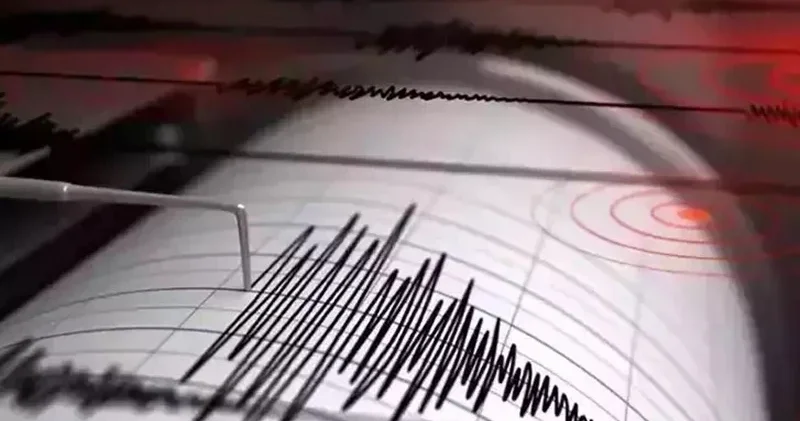 Yunanistan da 5.2 büyüklüğünde deprem: Yerin 5,7 kilometre derinliğinde gerçekleşti Dünya Haberleri