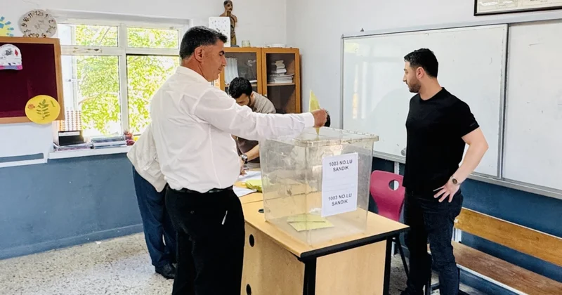 Türkiye nin konuştuğu köyde seçimler yoğun güvenlik önlemleri altında yapılıyor Sözcü Gazetesi