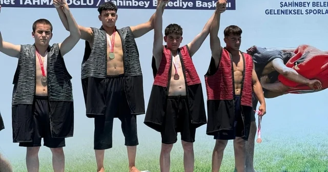 Aydınlı güreşçi Türkiye üçüncüsü oldu Aydın Haberleri