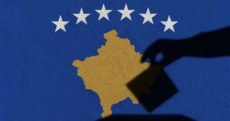 Kosova da seçmenler, erken genel seçim için sandık başına gitti