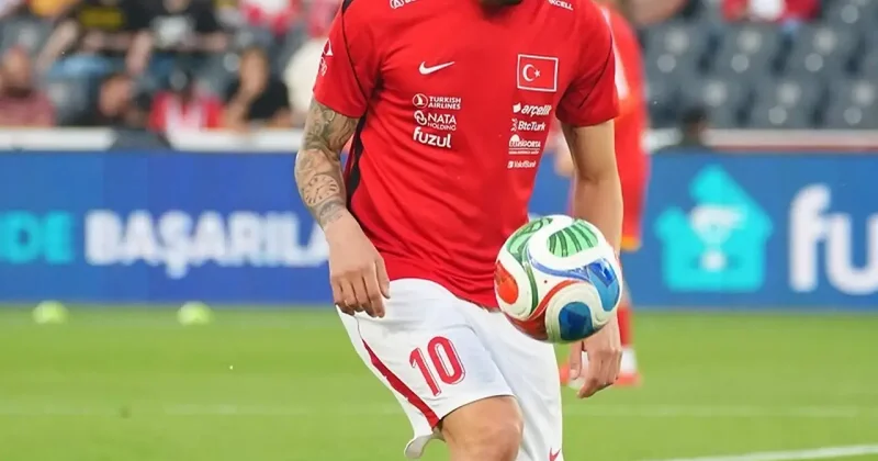 Anlaşma var mı? Milli maç sonrası Hakan Çalhanoğlu na Fenerbahçe sorusu!