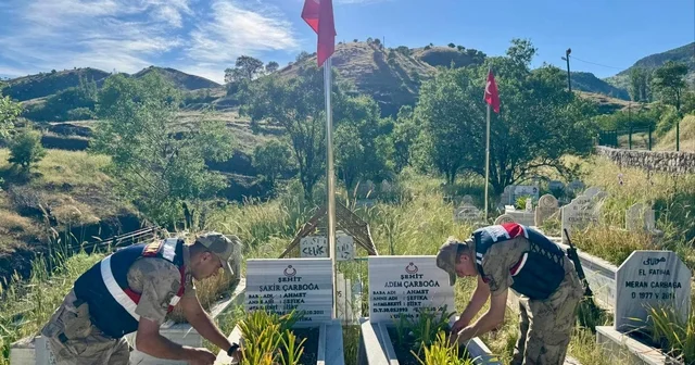 Siirt te şehit mezarlarının bakım ve onarımı yapıldı Siirt Haberleri