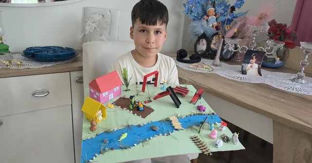 Kütahya da 3. sınıf öğrencisi Göktuğ Okayay ın dikkat çeken Doğal Yaşam maketi Kütahya Haberleri
