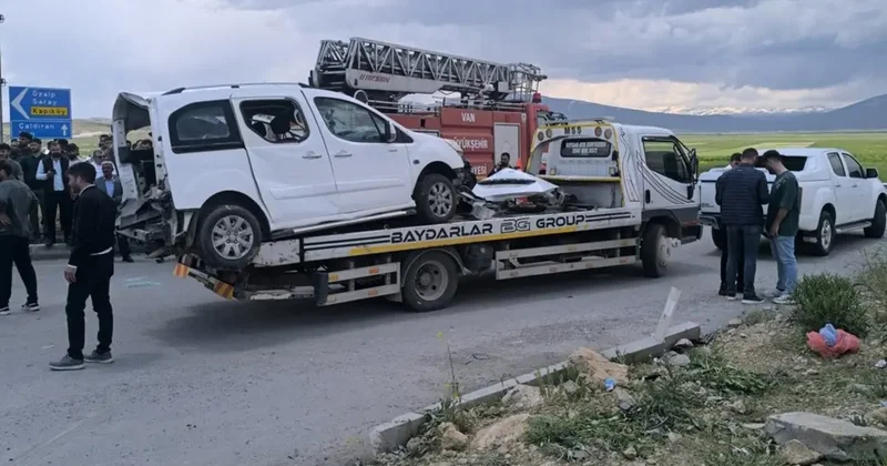 Van’daki feci kaza: Aynı aileden 4 can kaybı