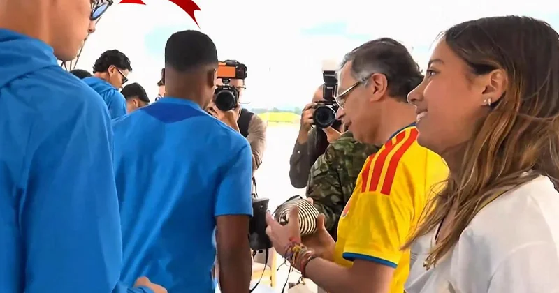 James Rodriguez e Antonella Petro dan destek