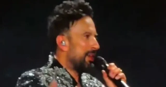 Tarkan konserine ezan arası verdi VİDEO İZLE