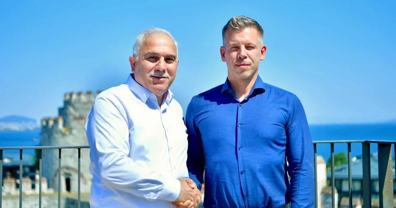 Macaristan Başbakanı Peter Magyar, Yedikule Hisarı nı ziyaret etti