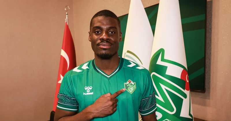 Iğdır FK, Loc Robert Kouagba ve Ahmet Köse yi kadrosuna kattı