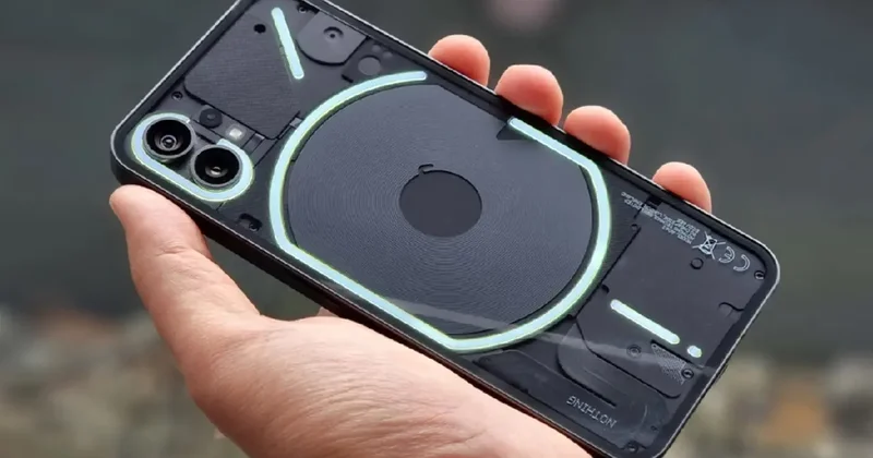 Sevilen telefon tarih oluyor! Dev marka fişini resmen çekti