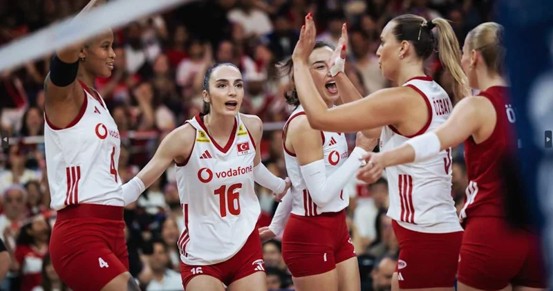 Filenin Sultanları nın rakibi Polonya!